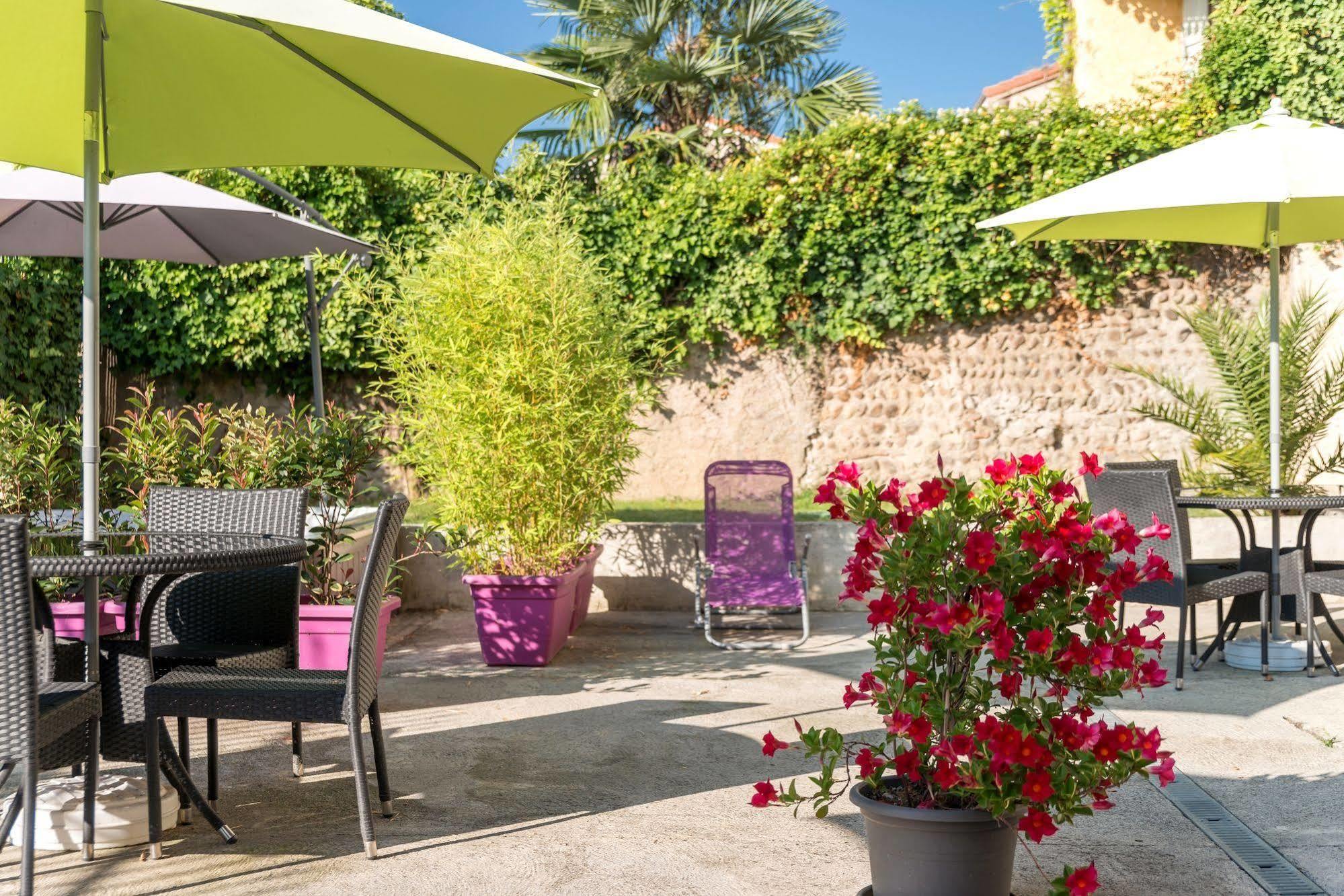 Hotel Le Loft Trie-sur-Baise Εξωτερικό φωτογραφία